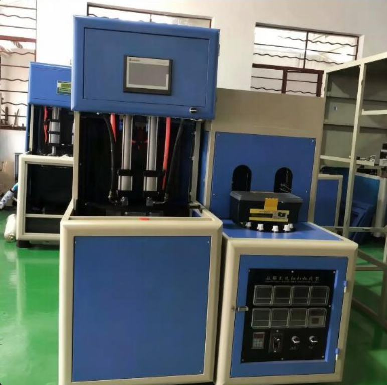 semi automatic high compatibility bottle blowing machine HQ-1000B 1 cavity 2 production line